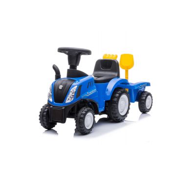 Tractor con asiento New Holland con remolque azul